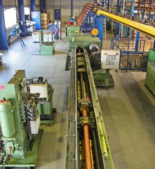 PLC-besturingssysteem Koudkolfmolen met een rollend druk tot 500 MPa, ontworpen voor de vervaardiging van koperbuizen en de metaalverwerking